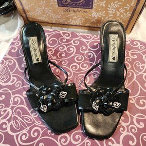 Brighton Raina Black Suede and Leather sandals. Size 6 1/2